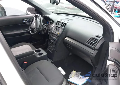 2017 Ford Explorer Police Interceptor z USA, uszkodzony, nr VIN 1FM5K8AR7HGE01281